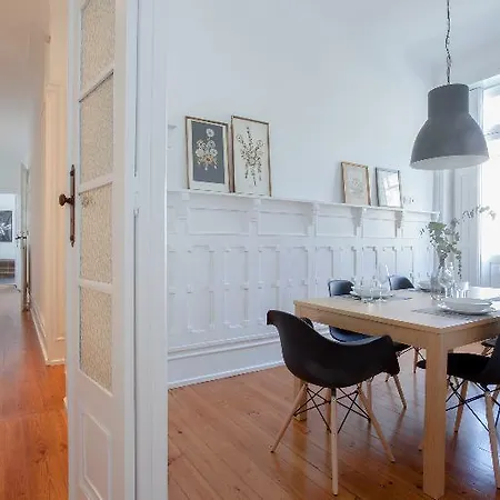 Apartment Liiiving - Telegrafo Classic Light *