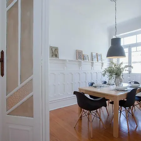 Apartment Liiiving - Telegrafo Classic Light Porto